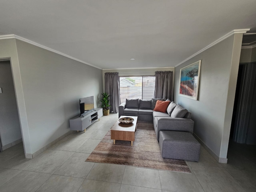 3 Bedroom Property for Sale in Pellissier Free State